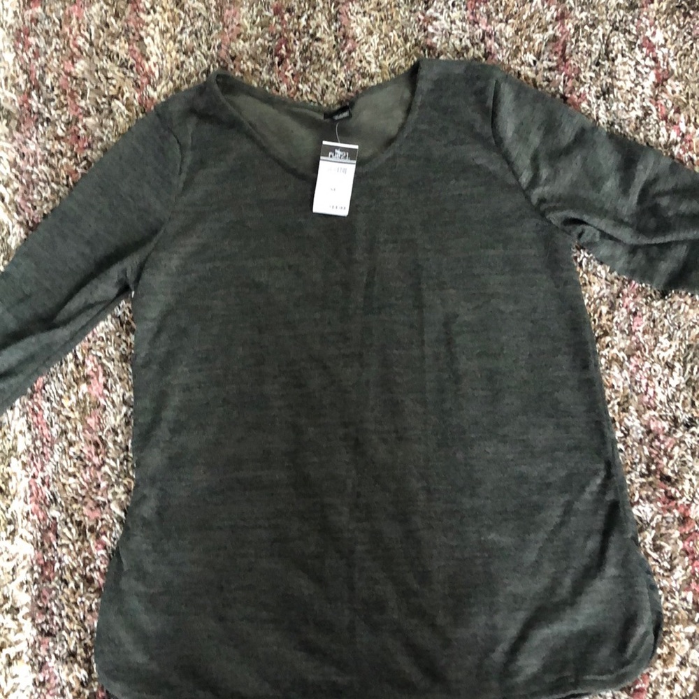 Green Quarter Sleeve Sweater
